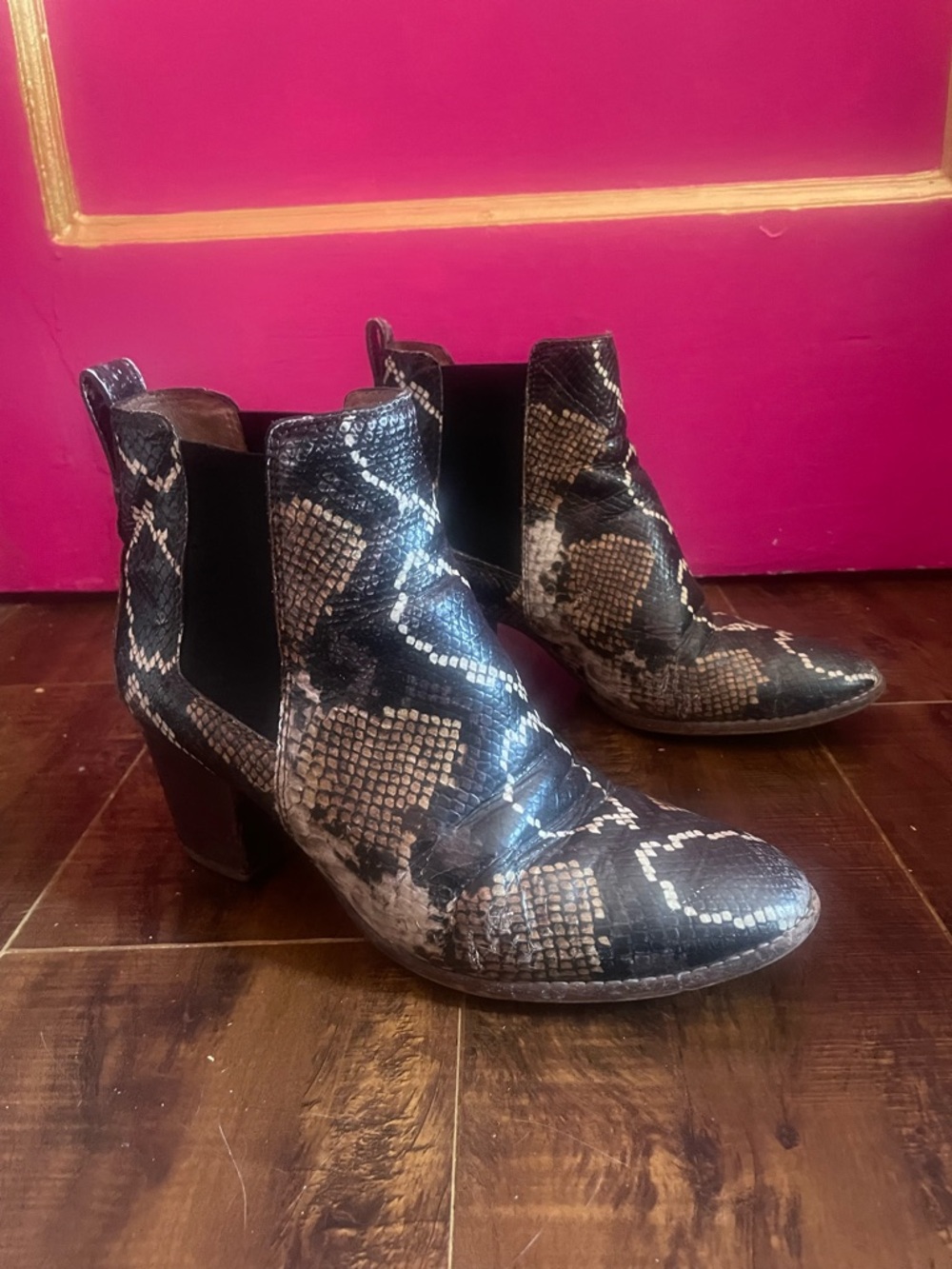 Madewell Women's Snake-Print Regan Ankle Boot with Block Heel - Black/Tan size 9